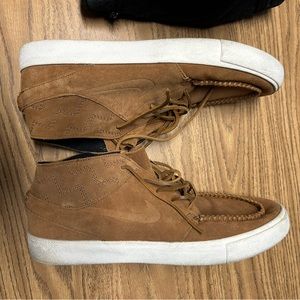 Now SB Moc suede Janoski size 12